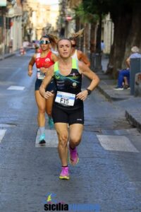 Atlete in gara nella 5 km femminile del 28° Trofeo Maria SS. degli Ammalati