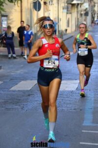 Atlete in gara nella 5 km femminile del 28° Trofeo Maria SS. degli Ammalati