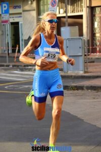 Atlete in gara nella 5 km femminile del 28° Trofeo Maria SS. degli Ammalati