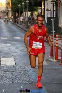 Atleti in gara nella 10 km maschile del 28° Trofeo Maria SS. degli Ammalati