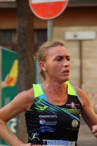 Luana Russo in gara nella 5 km femminile