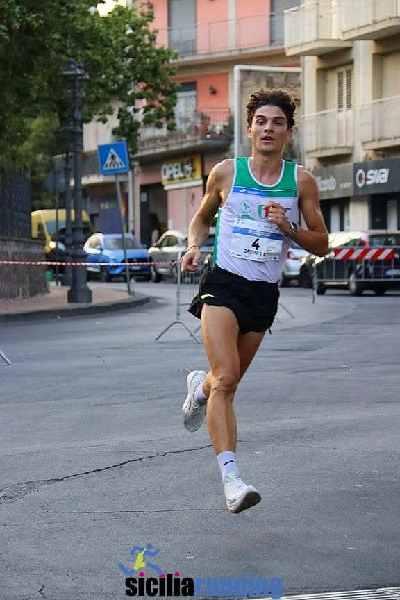Nicolò Bedini in fuga solitaria sul circuito di Misterbianco