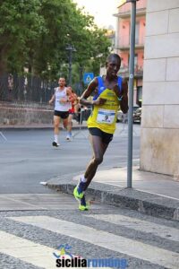 Simon Dudi Ekidor in gara sul circuito cittadino
